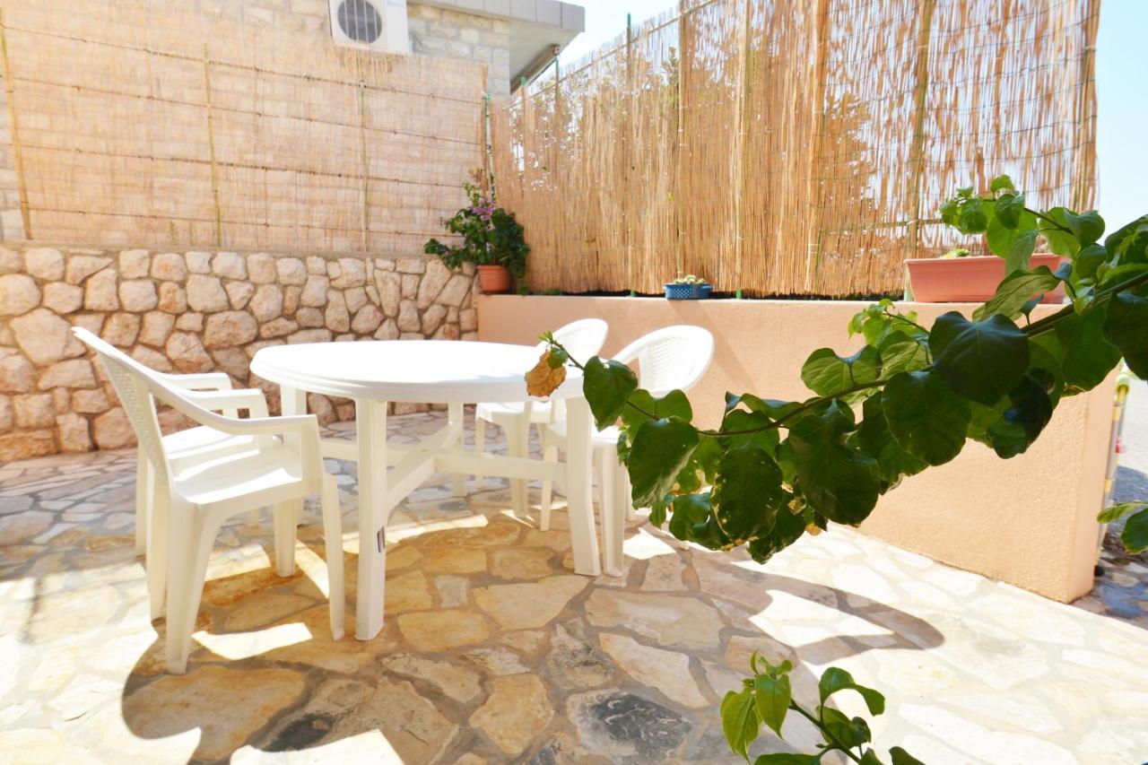 Apartments Barbati Kustići Kültér fotó