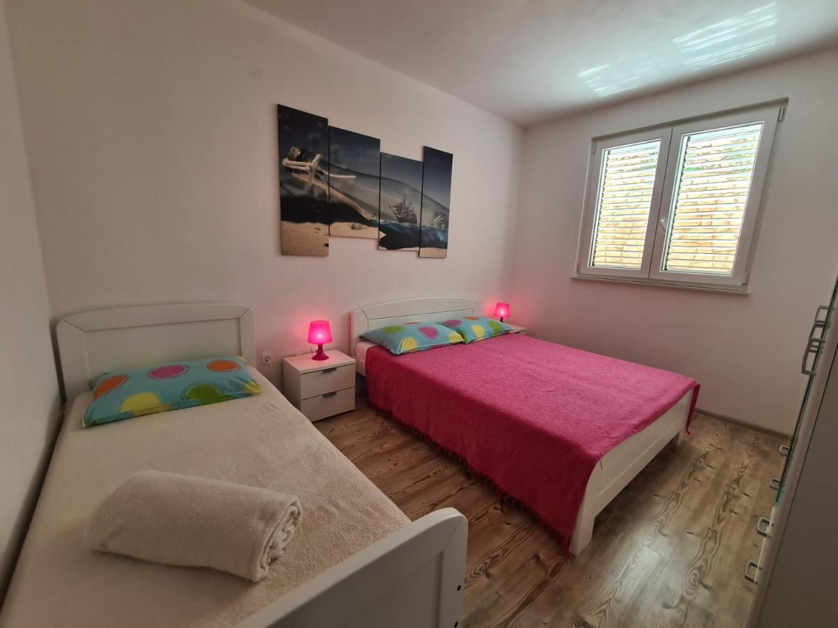 Apartments Barbati Kustići Kültér fotó