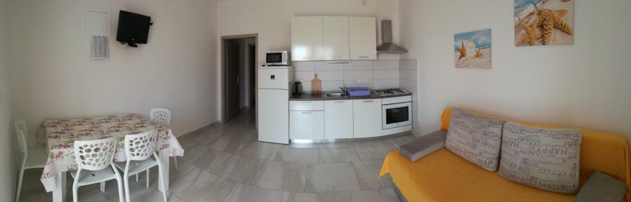 Apartments Barbati Kustići Kültér fotó
